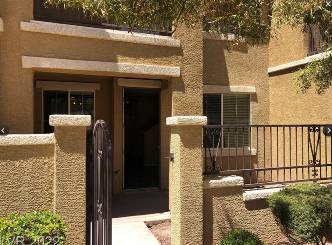 Foto principal - 1525 Spiced Wine Ave