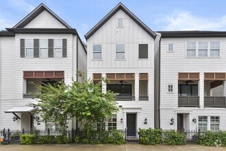 Building Photo - 3331 Timbergrove Heights St.