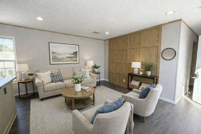 Building Photo - 1724 Jolly Ave