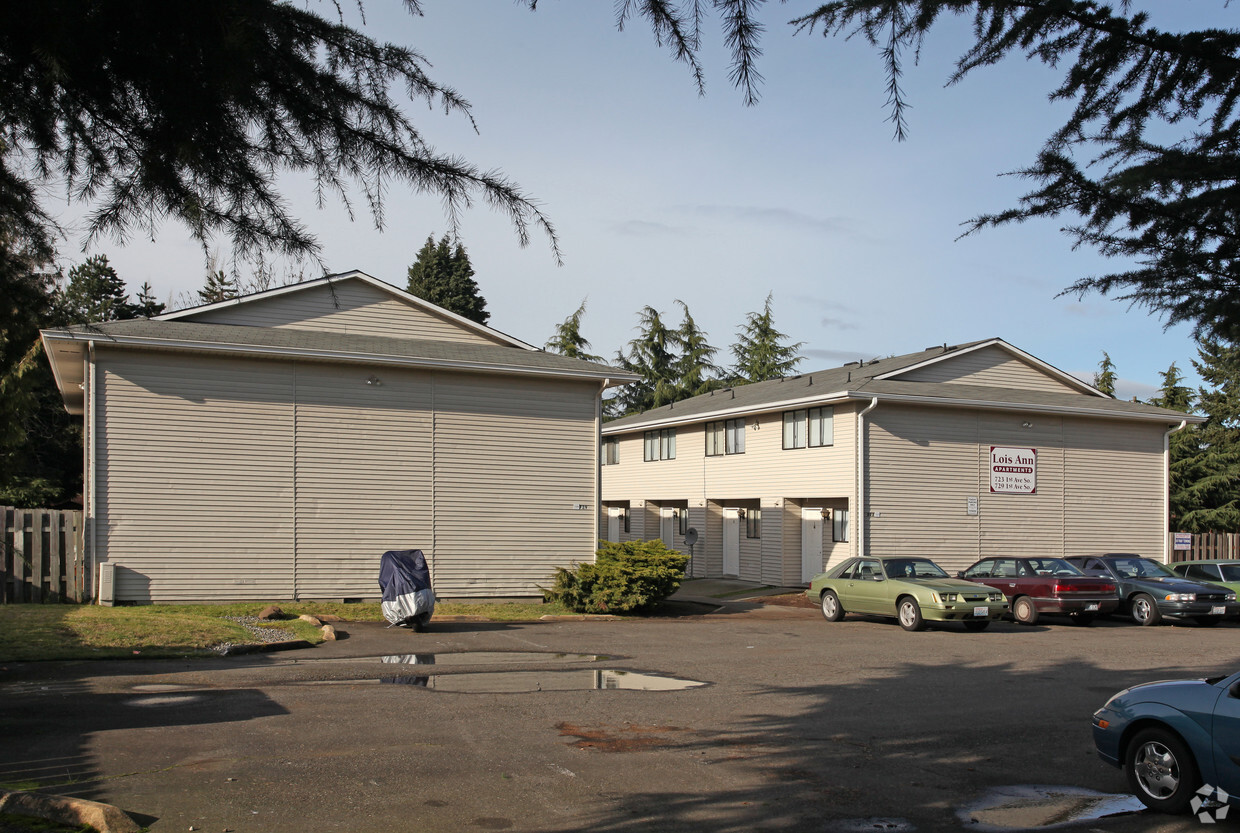 Building Photo - Lois Ann Apartments