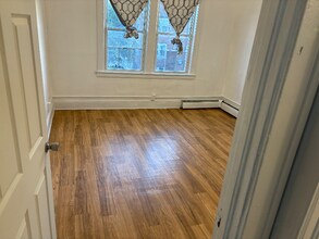 Building Photo - 0 Kensington St