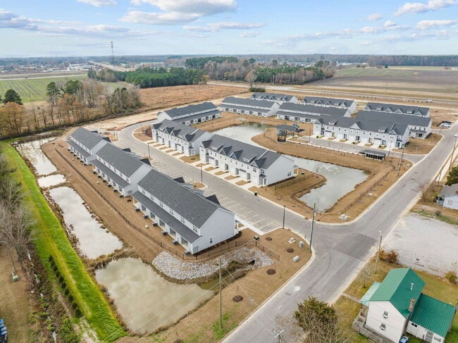 Foto del edificio - 2629 Virginia Mae Ln