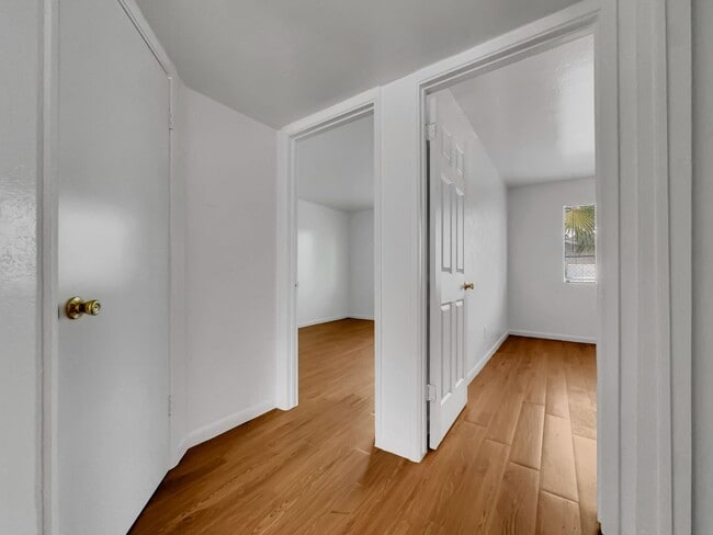 Photo - Central Phoenix 2/1 Ground Floor Super Clean. Apartment