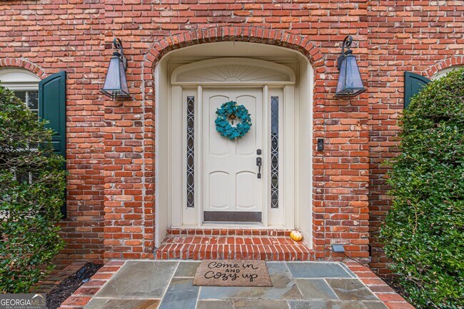 Foto del edificio - 5581 Stapleton Dr