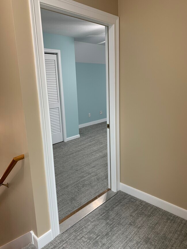 Foto del edificio - 10471 E Cherry Bend Rd