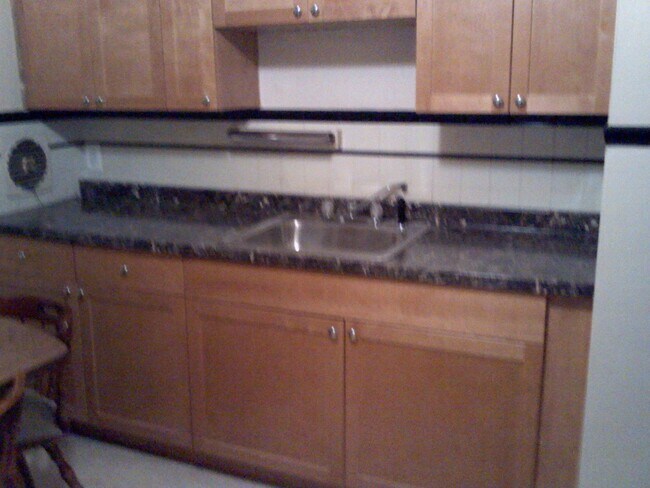 Foto del edificio - 2225 Woodson Rd