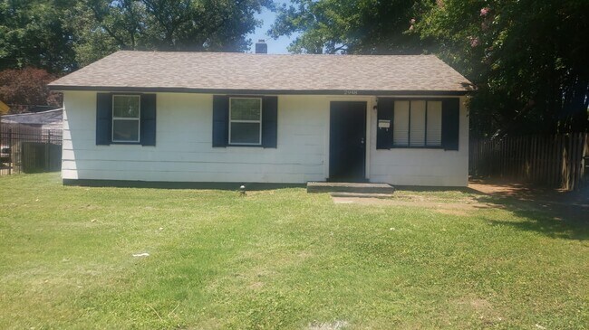 Building Photo - 2948 Brewer Ave