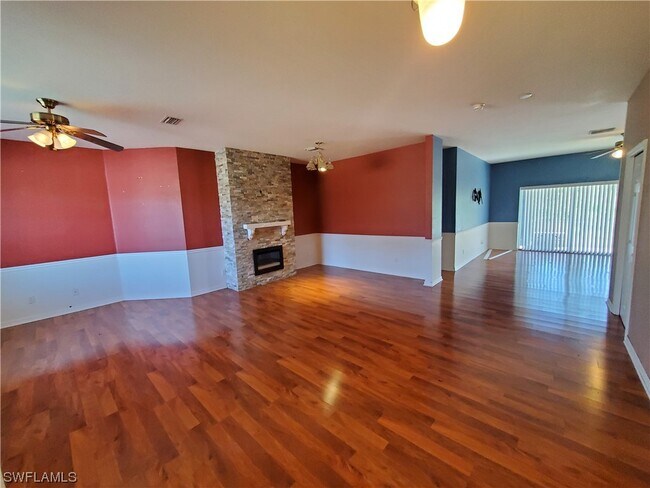 Building Photo - 1018 Sunrise Blvd
