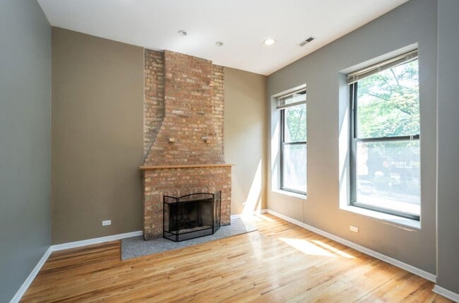 Foto del edificio - 1422 W Taylor St