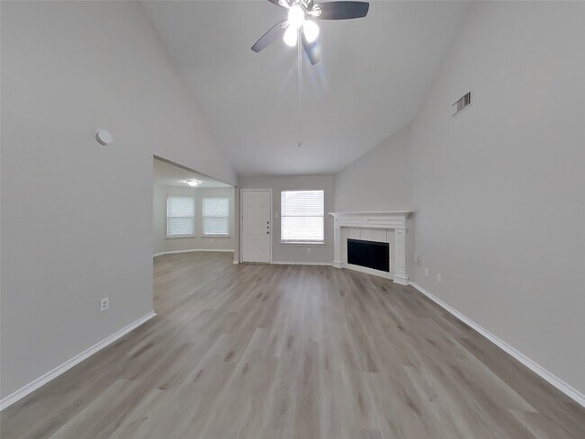 Foto del edificio - 19403 Misty Cove Dr