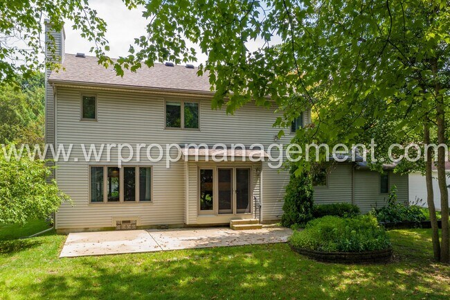 Foto del edificio - 4 Bed 3 Bath Home in Lambertville