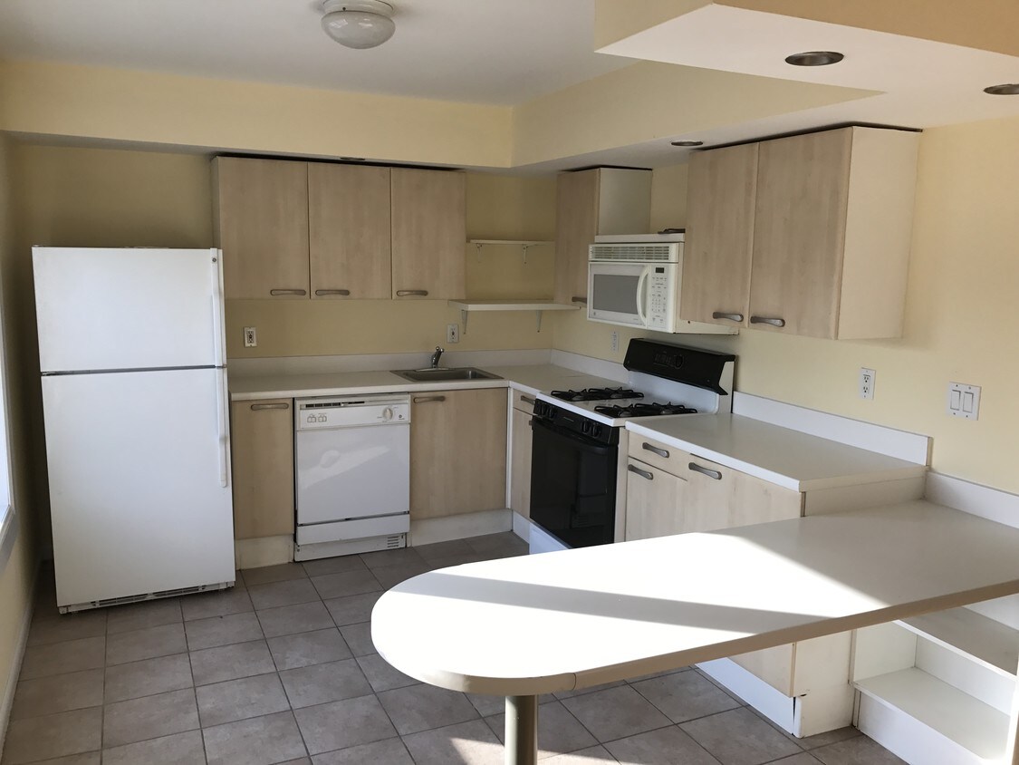 Foto principal - 927 Pavonia Ave