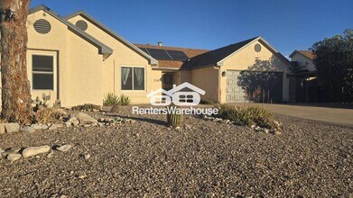 Building Photo - 2693 W Calle De Dalias