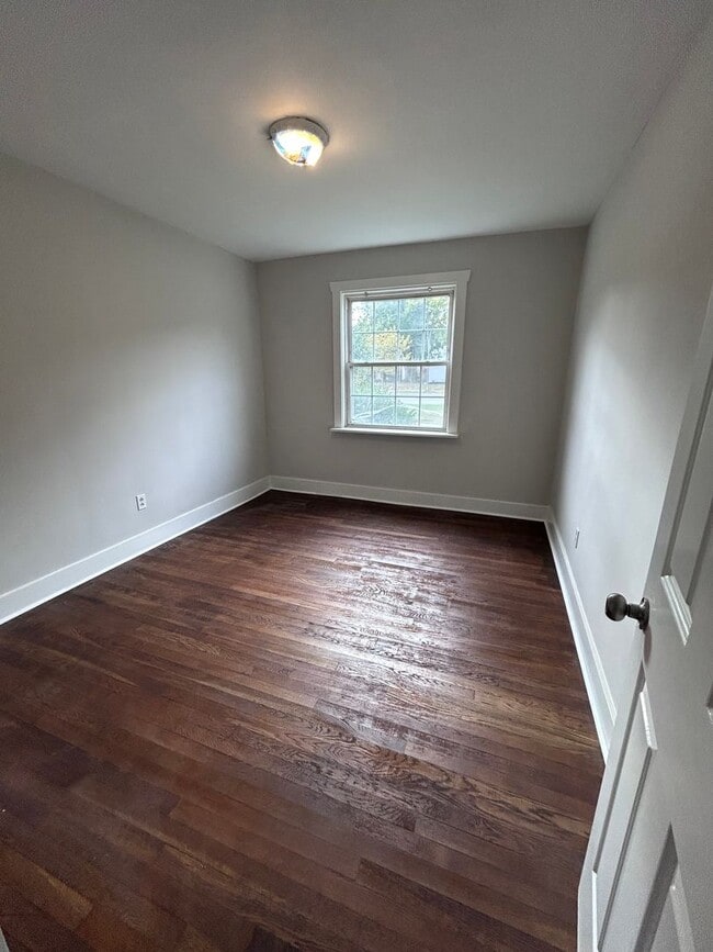 Building Photo - Available Now! | Fully Remodeled 2 Bed, 1 Bath | Northside RVA