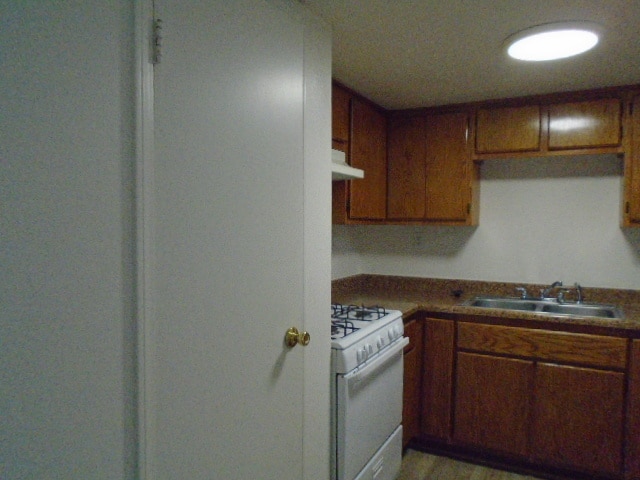 Building Photo - 512 Acacia Rd