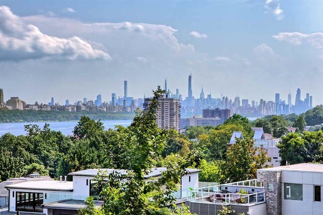 Foto del edificio - 31 Yorkview Dr
