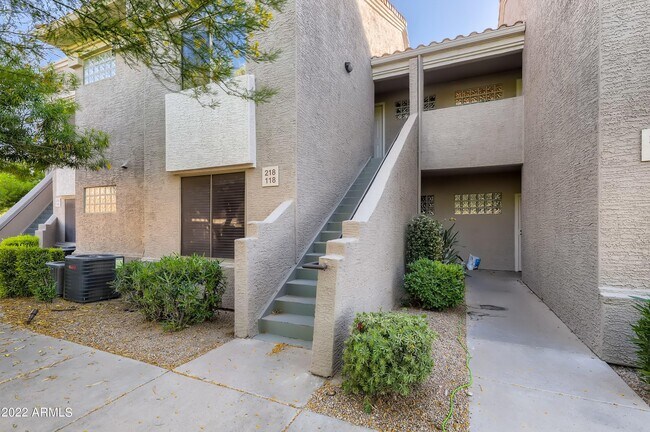 Building Photo - 5249 E Shea Blvd