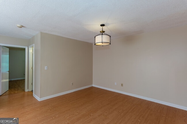 Foto del edificio - 664 Bellemeade Ave NW