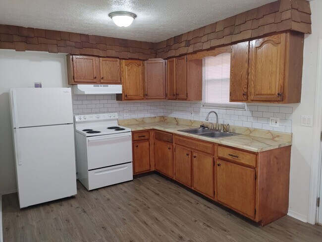 Building Photo - BRIARWOOD SUBDIVISION