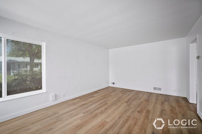Foto del edificio - 1772 E 2100 S
