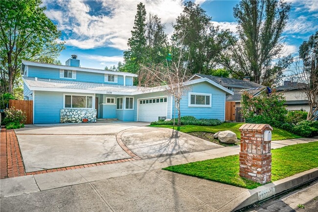 Foto del edificio - 23230 Ladrillo St