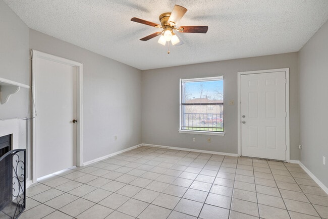Building Photo - 844 Hammond Manor Dr