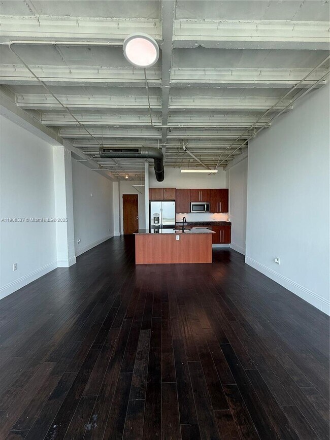 Foto del edificio - 8101 Biscayne Blvd