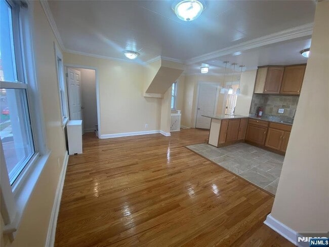 Photo - 536 3rd Ave Apartment