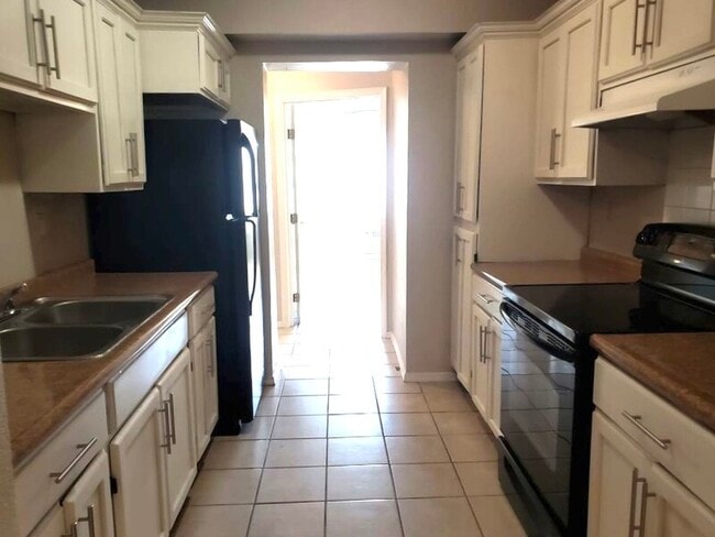 Foto del edificio - 4512 Arlen Ave