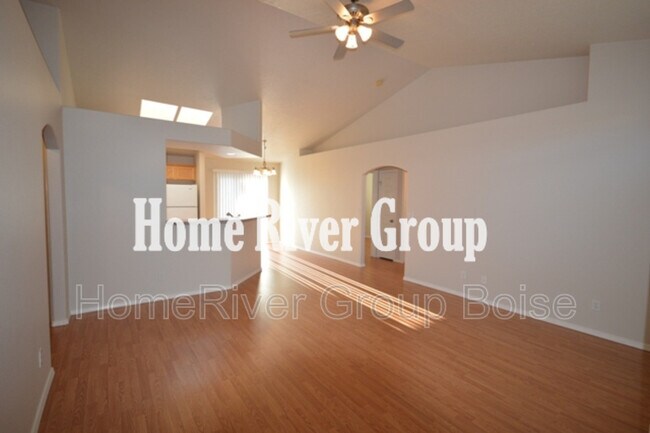Building Photo - 2450 N Banstead Ave