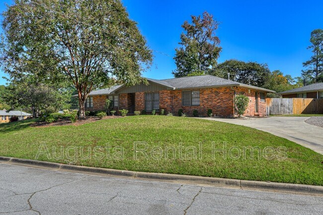 Foto del edificio - 3137 Edinburgh Dr