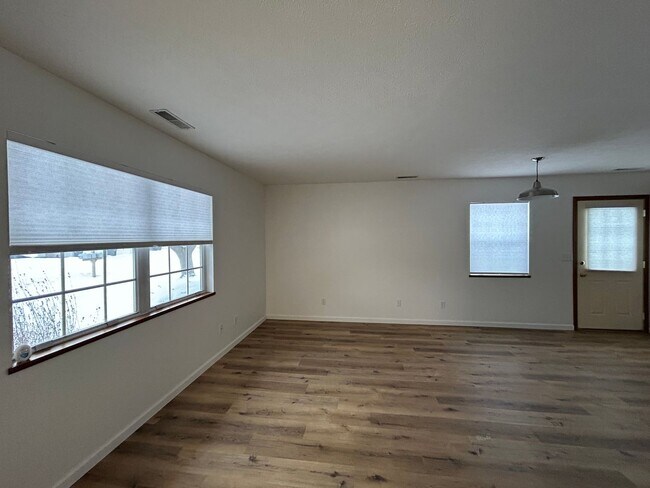 Foto del edificio - 917 N Clay St