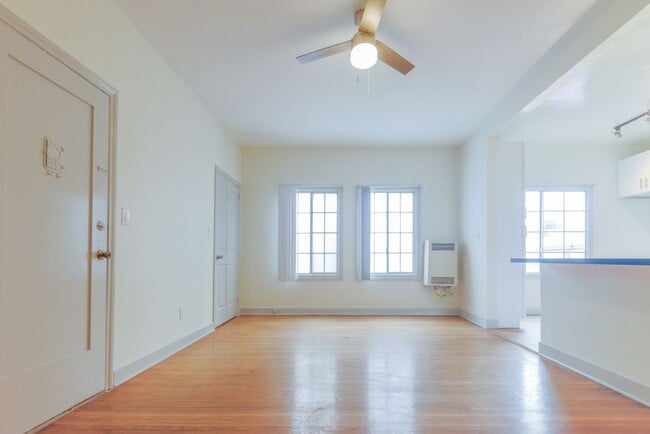 Building Photo - New Hampshire Apartments