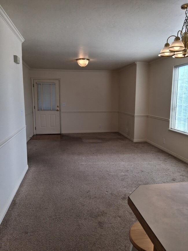 Building Photo - 1050 Orem Blvd