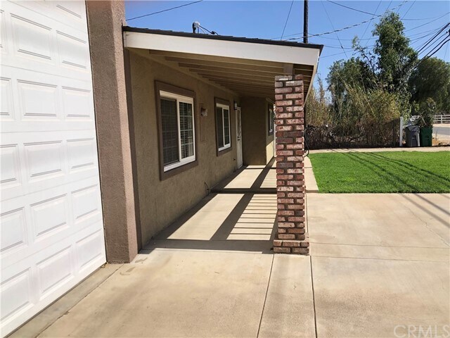 Building Photo - 3333 Corona Ave