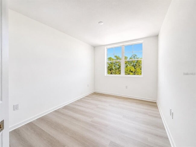 Building Photo - 5587 Millennia Park Dr
