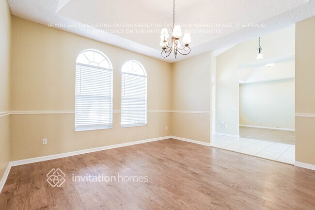 Building Photo - 13697 Crystal River Dr