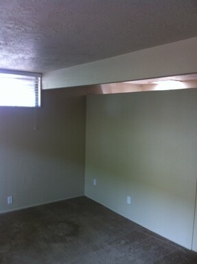 Foto del edificio - (690) Circle Court - 1 Bedroom / 1 Bathroom