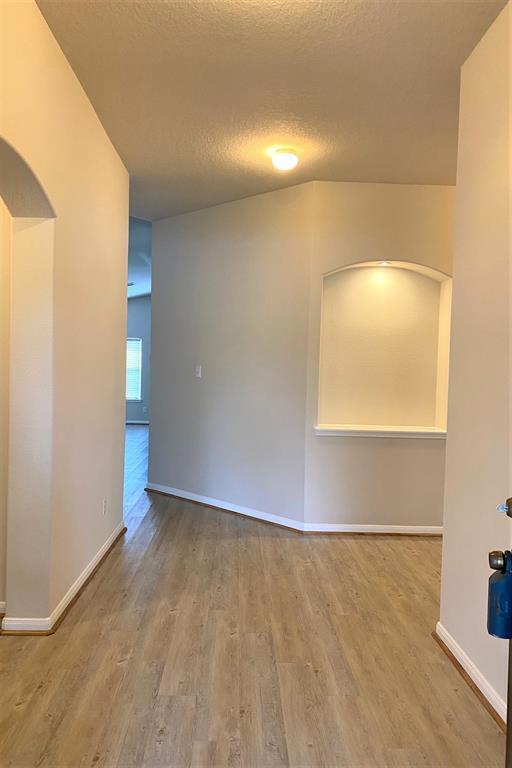Foto del edificio - 3238 Sunny Meadows Ln