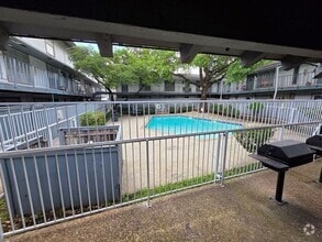 Building Photo - 12888 Montfort Dr