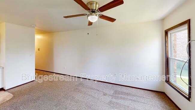 Building Photo - 7123 N Springboro Pike