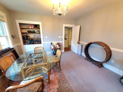 Building Photo - 530 Weld St