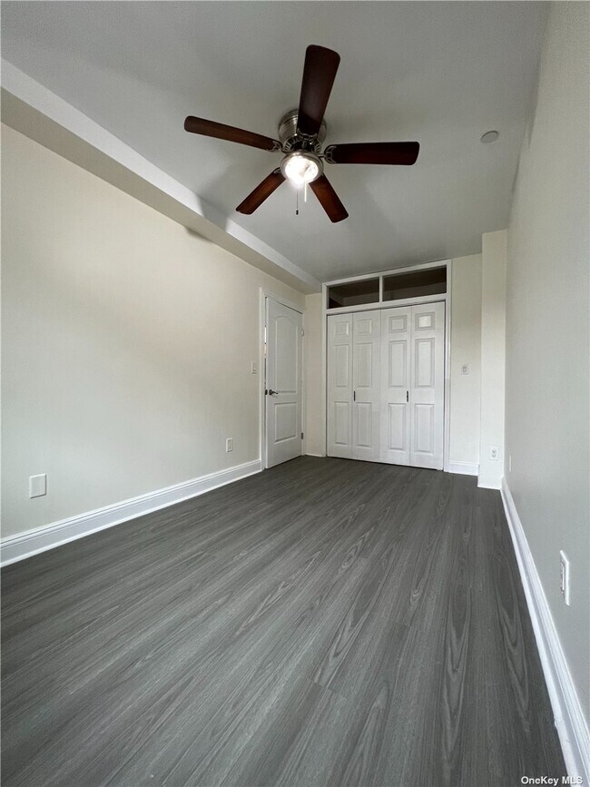 Foto del edificio - 101-24 39th Ave