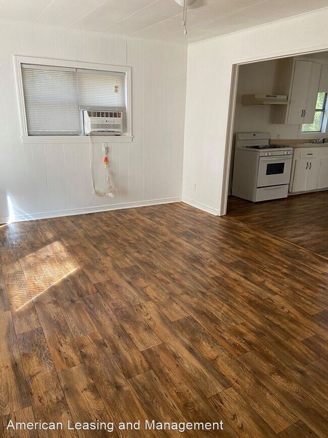 Building Photo - 2 br, 1 bath House - 711 S 1st St