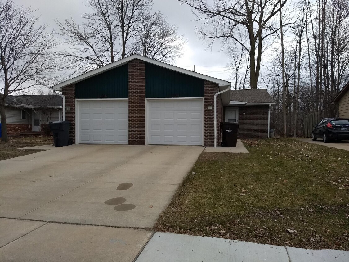 1406 Illinois dr, Midland, MI 48642 Townhome Rentals in Midland MI