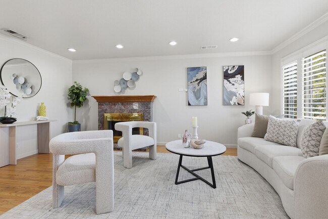 Foto del edificio - 36034 Cherry St