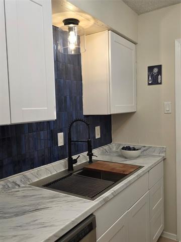 Foto principal - 709 Cain Dr