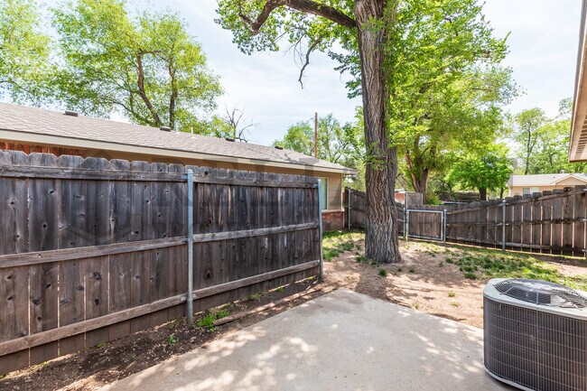 Building Photo - 4248 Newell St