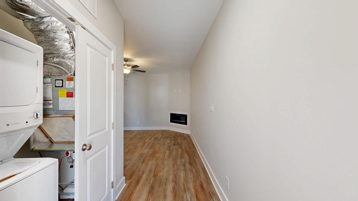 Photo - English Commons Apartments