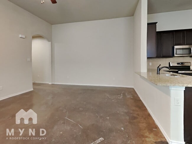 Building Photo - 226 Kaspar Way